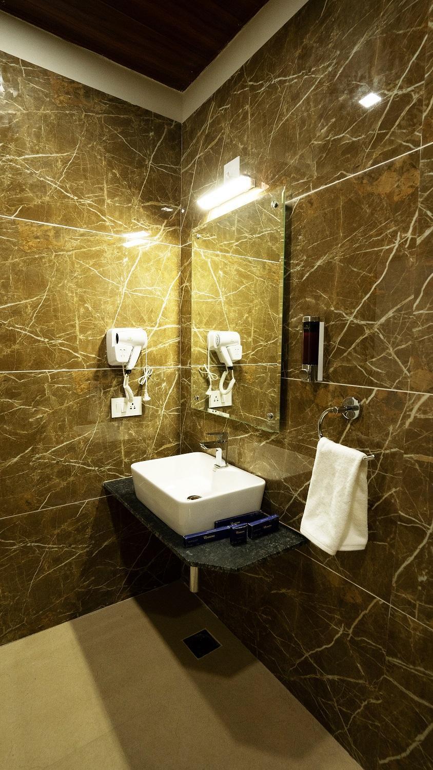 Ramana Hotel Udajpur Zewnętrze zdjęcie